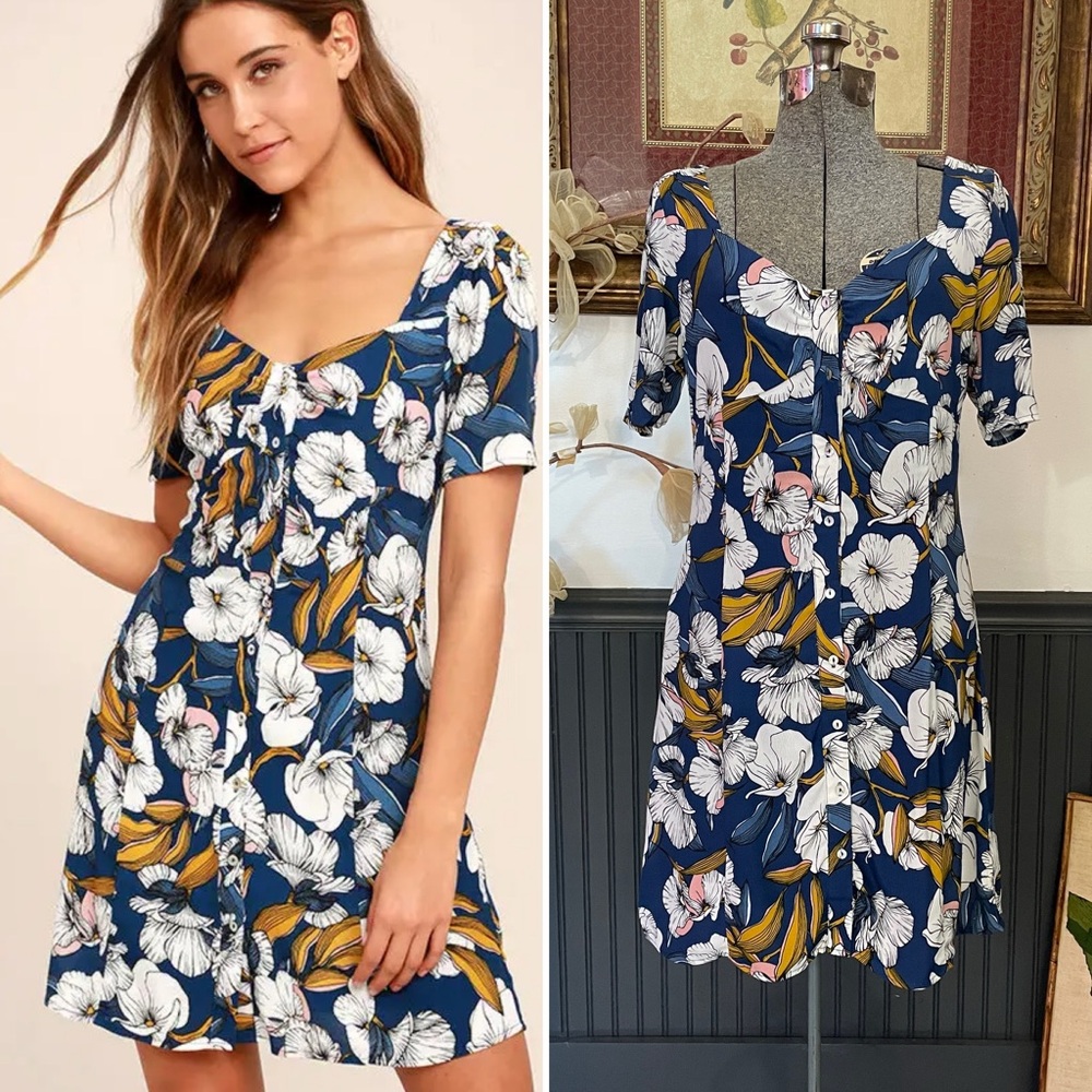 NWT MINKPINK Navy Floral Button-Front Mini dress 👗 🎀